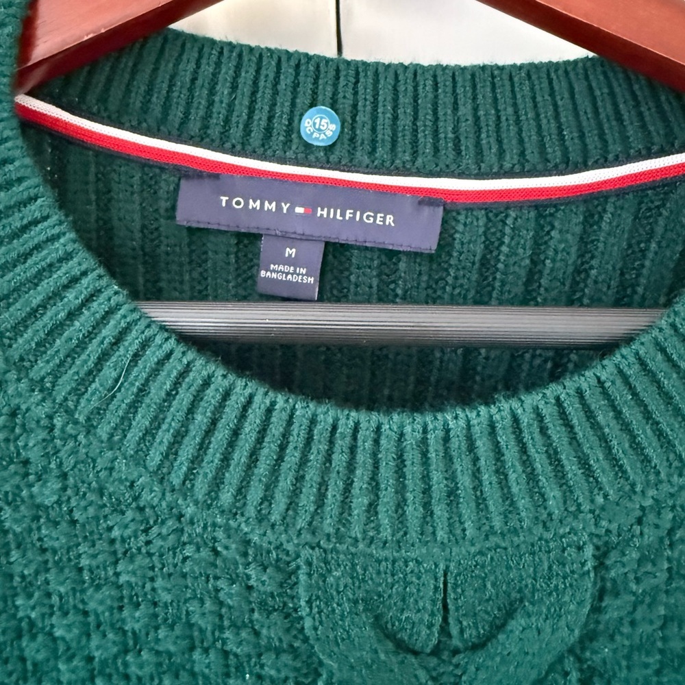 Tommy Hilfiger Green Cable Knit Sweater Women’s Minimalist - Picture 3 of 4